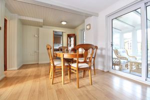 Dining Room- click for photo gallery